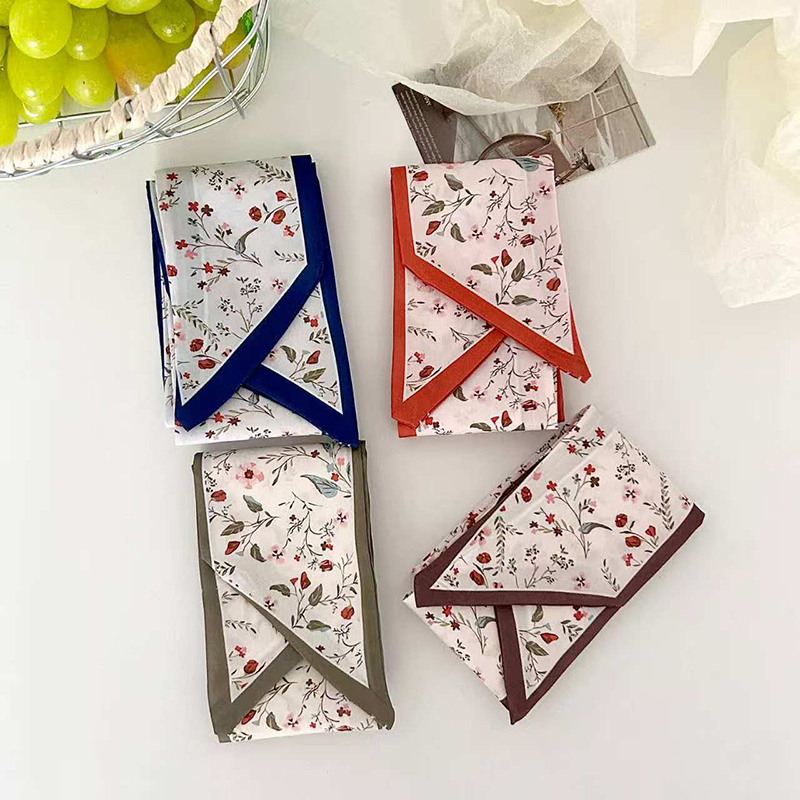 2026 New Arrival Women Vintage - Silk Neck Scarf 评论和价格