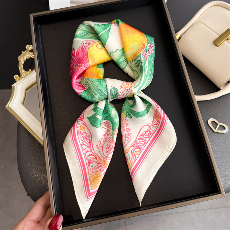 2026 New Fruit Print Silk Squa - Ascot Neck Scarf 评论和价格
